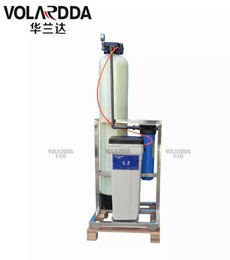 Deodorizing and descaling water softening equipment
